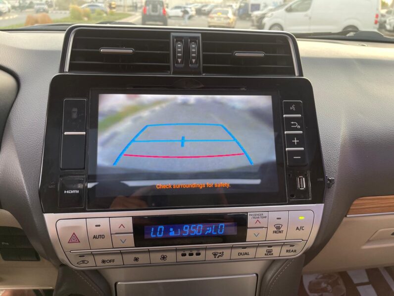 TOYOTA PRADO 2020 VXR FULL OPTION V6 4.0 GCC SPECS