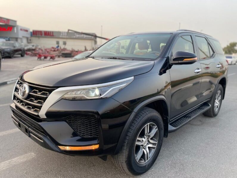 TOYOTA FORTUNER 2022 EXR 2.7 V4 GCC SPECS