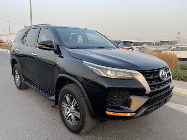 TOYOTA FORTUNER 2022 EXR 2.7 V4 GCC SPECS