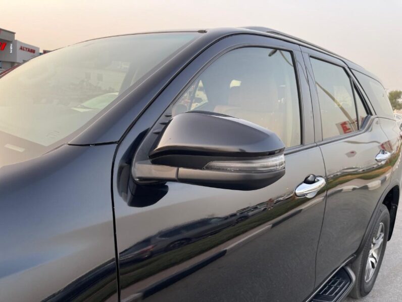 TOYOTA FORTUNER 2022 EXR 2.7 V4 GCC SPECS