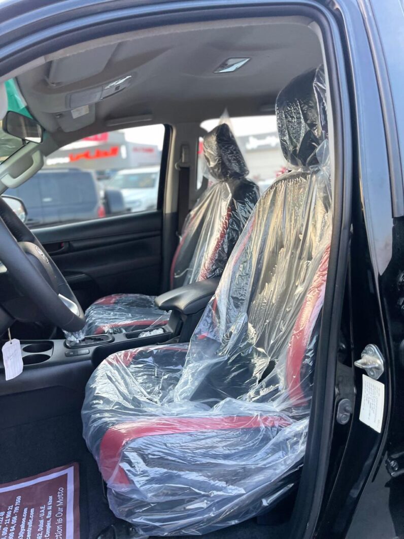 TOYOTA HILUX 2018 GLS 2.7L AUTOMATIC GCC SPECS