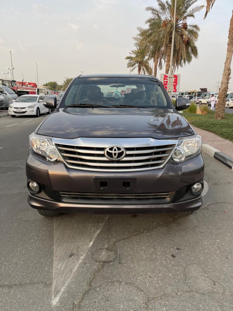 TOYOTA FORTUNER 2014 EXR 2.7 V4 GCC SPECS