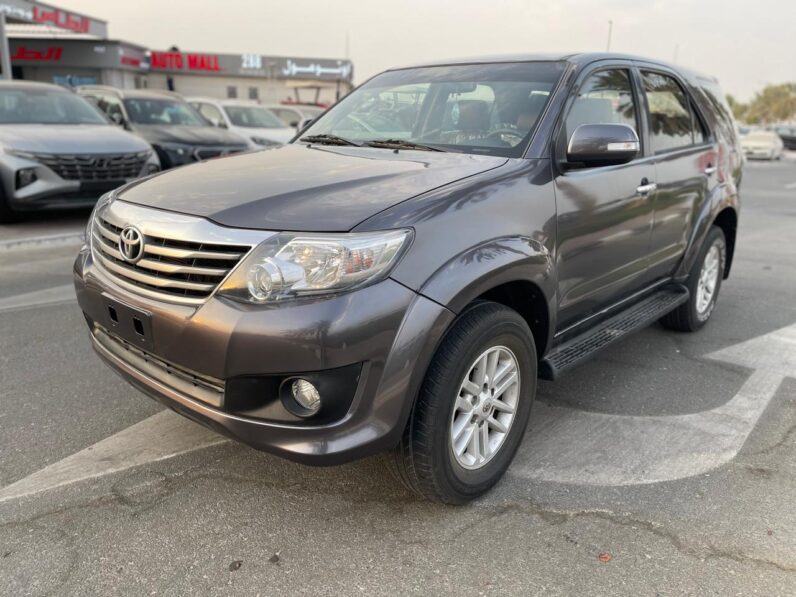TOYOTA FORTUNER 2014 EXR 2.7 V4 GCC SPECS
