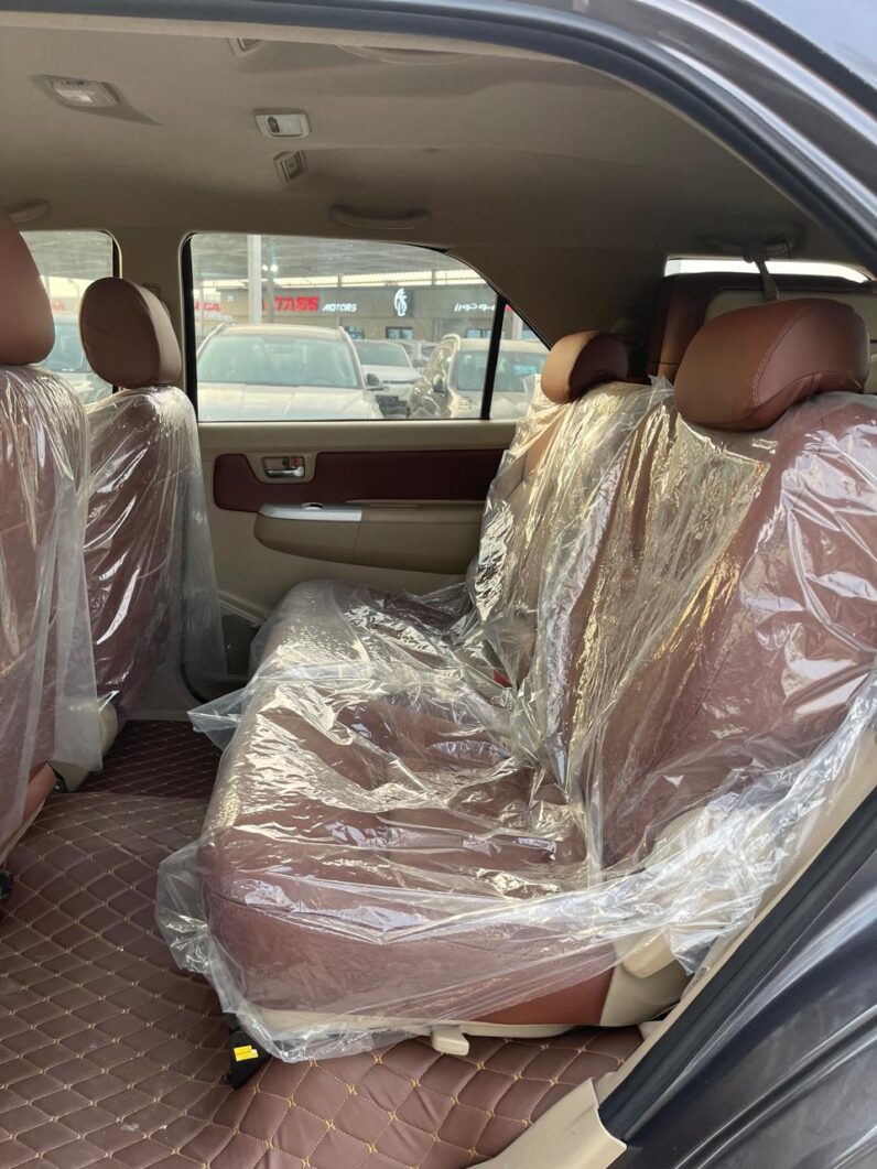 TOYOTA FORTUNER 2014 EXR 2.7 V4 GCC SPECS