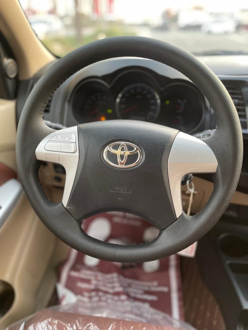 TOYOTA FORTUNER 2014 EXR 2.7 V4 GCC SPECS