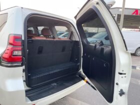 Toyota Prado VX.R 2019 White 2.7L V4