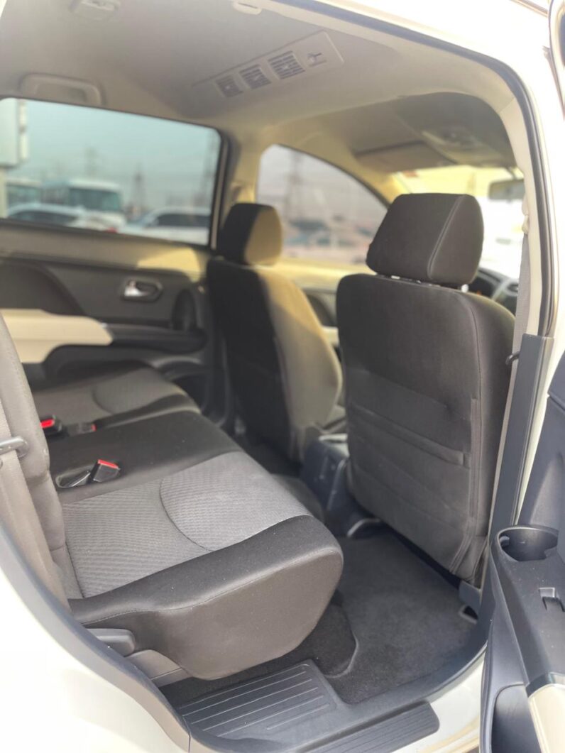 Toyota Rush 2023 White Color GCC SPECS