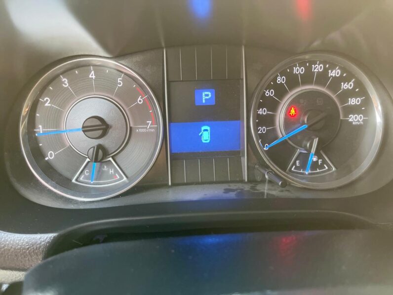 Toyota Fortuner 2016 Black 2.7L