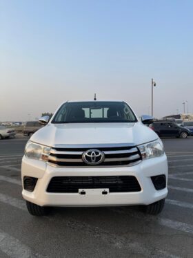 Toyota Hilux 2019 White color full option 2.7L GCC
