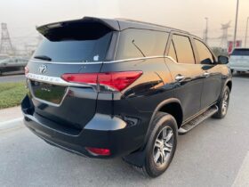 Toyota Fortuner EXR 2.7L 2016 BLACK color GCC specs