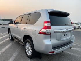 Toyota Prado 2016 VX.R Silver 2.7L GCC Spcs