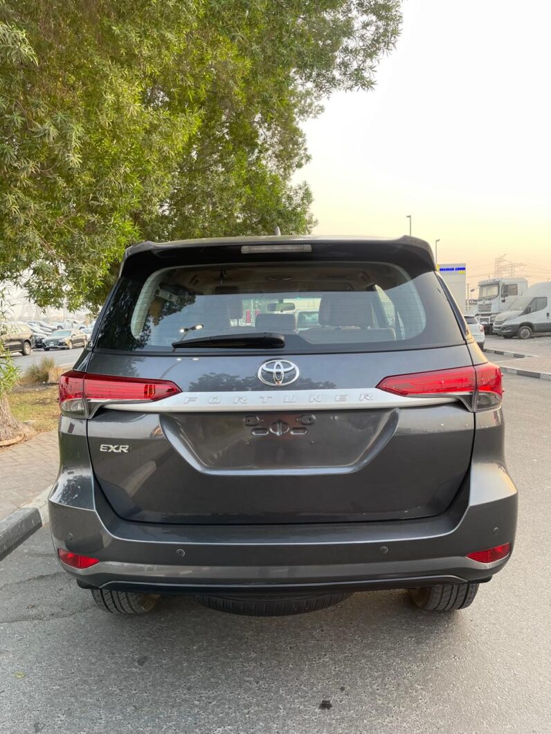 Toytoa Fortuner 2022 EX.R 2.7L V4 GCC specs