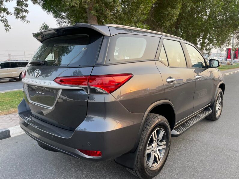 Toytoa Fortuner 2022 EX.R 2.7L V4 GCC specs