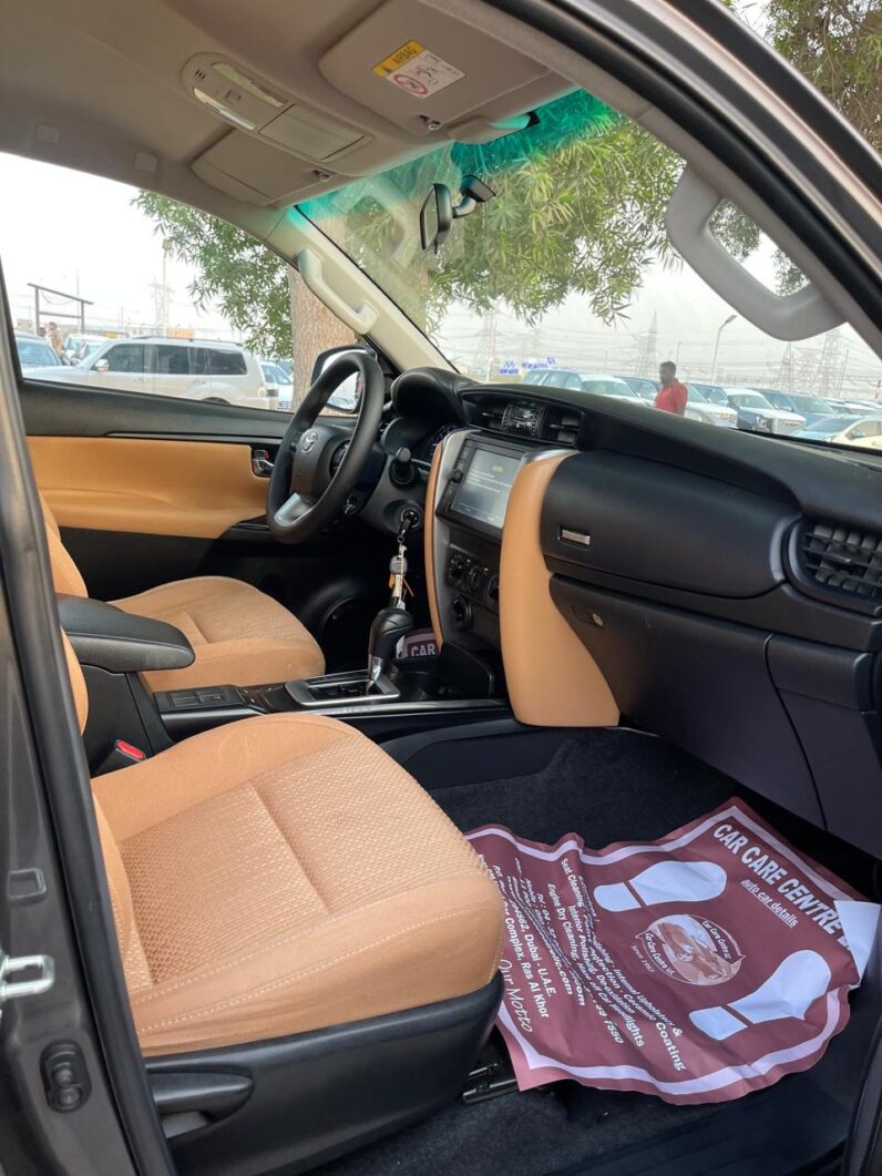 Toytoa Fortuner 2022 EX.R 2.7L V4 GCC specs