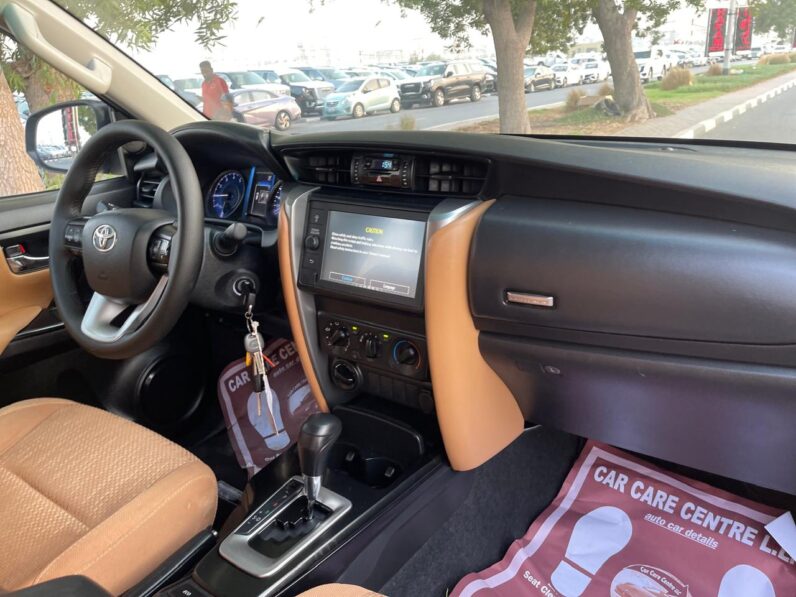 Toytoa Fortuner 2022 EX.R 2.7L V4 GCC specs