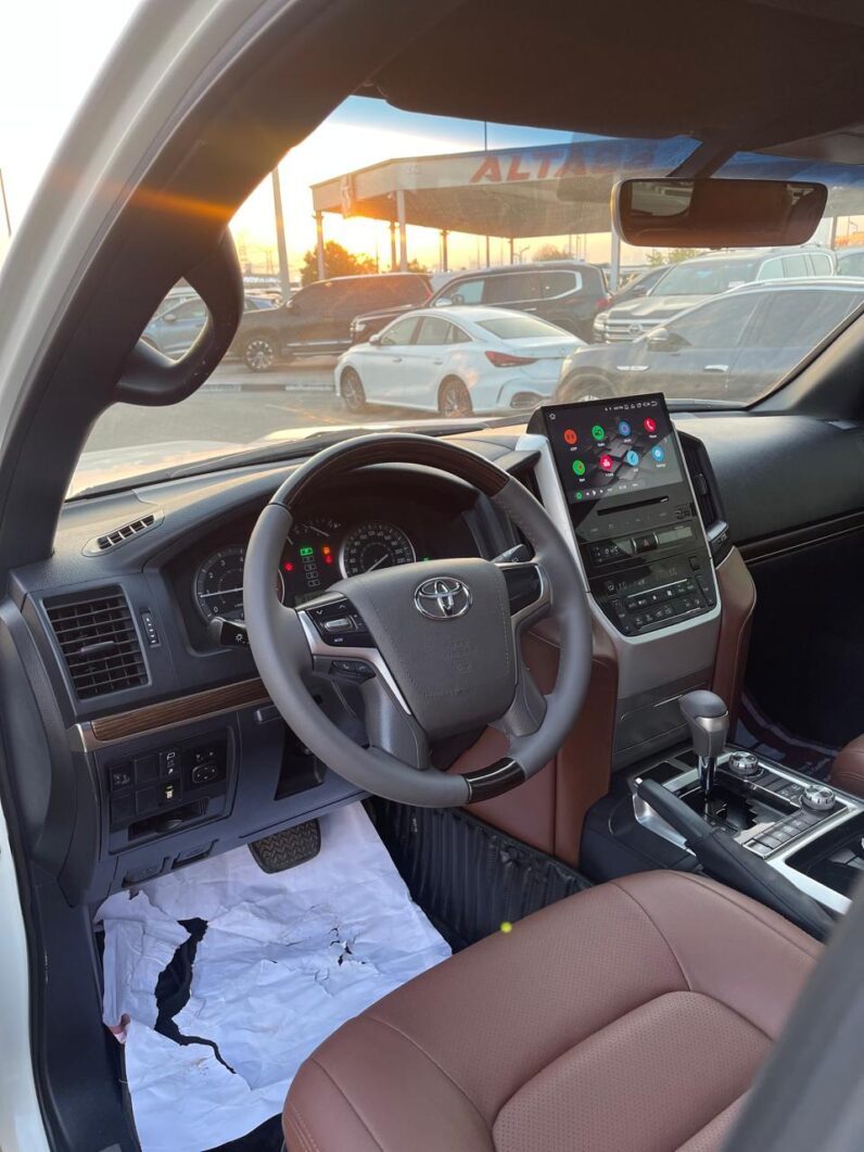 Toyota Land Cruiser GX.R 2022 V6 GCC Specs