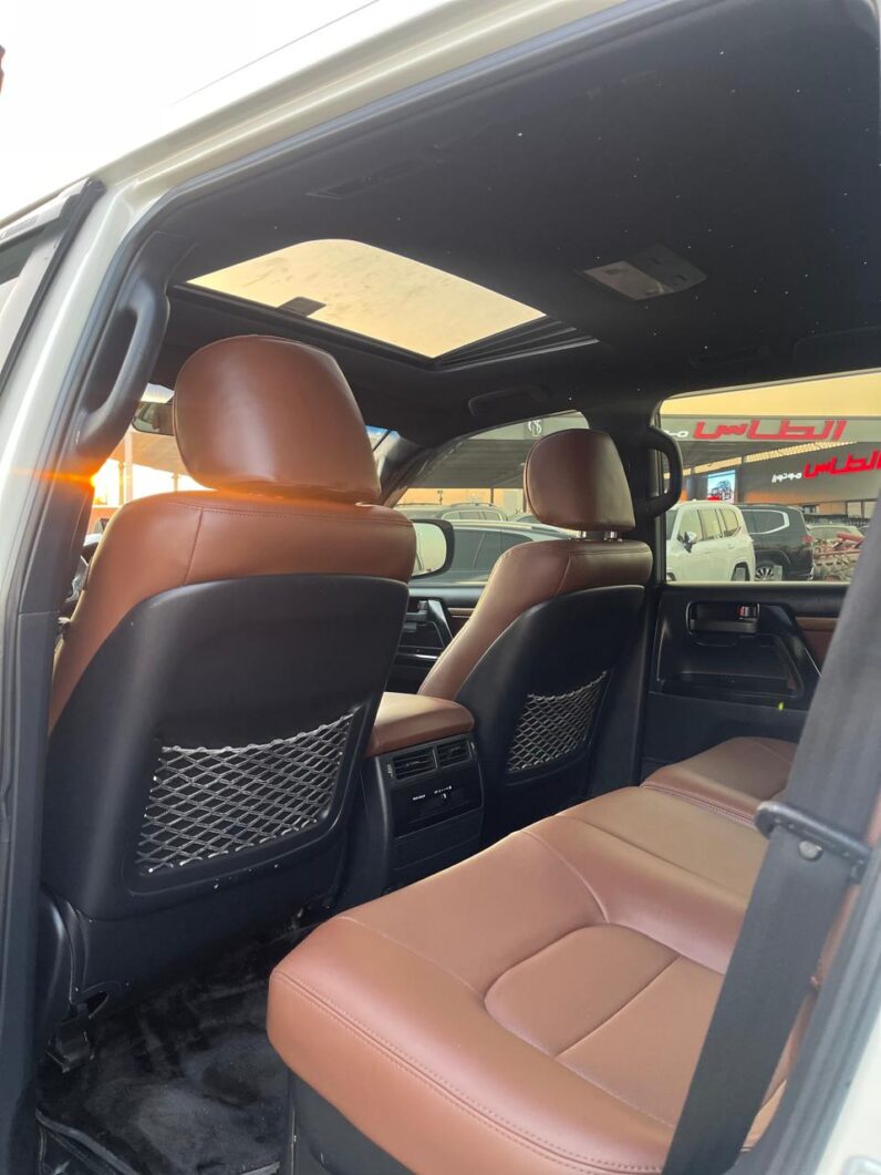 Toyota Land Cruiser GX.R 2022 V6 GCC Specs