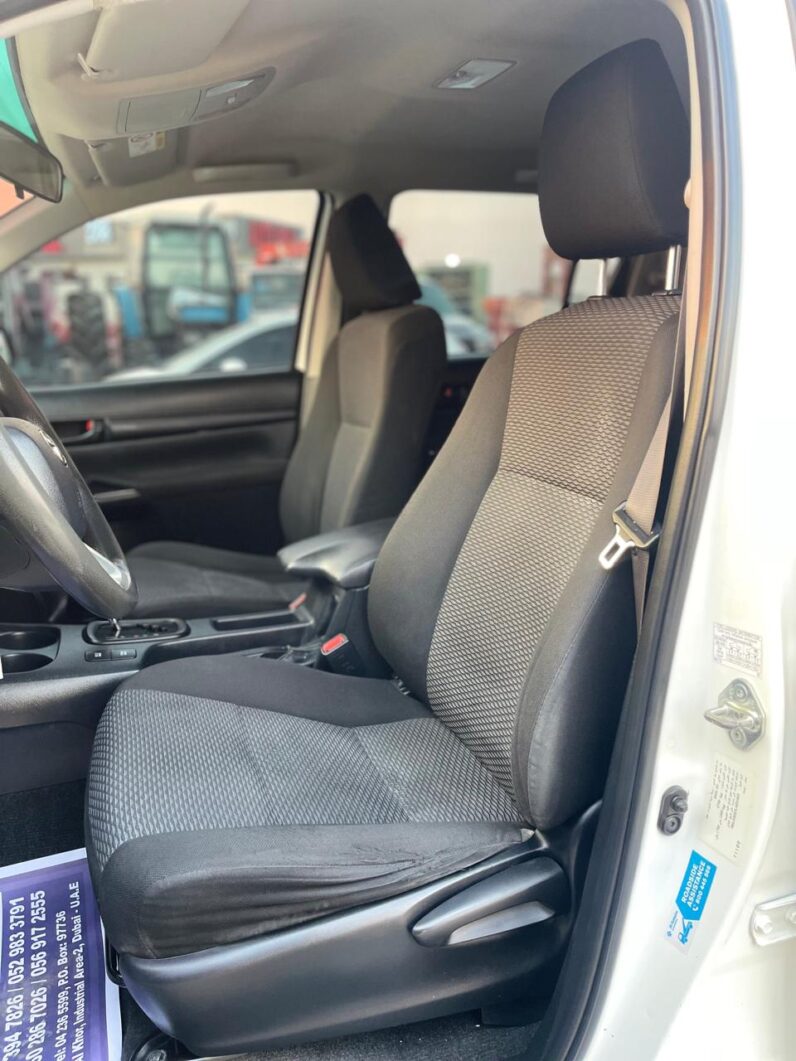 Toyota Hilux 2020 2WD 2.7L GCC specs