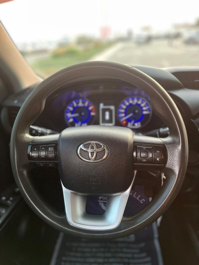 Toyota Hilux 2020 2WD 2.7L GCC specs