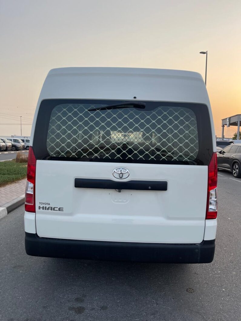 Toyota High-Ace Cargo Highroof 2020 GCC specs