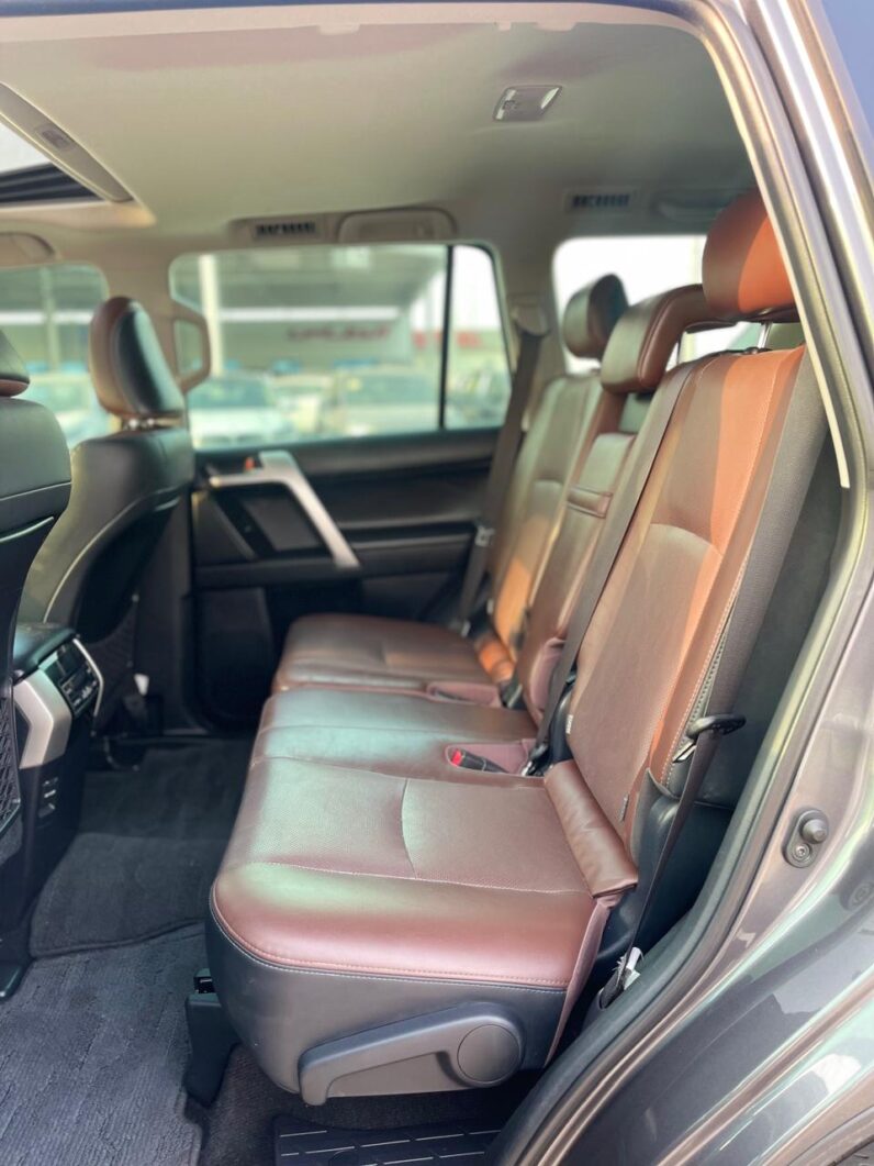 Toyota Prado 2020 VX.R V6 GCC Specs