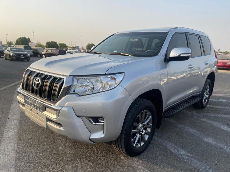 Toyota Prado VX.R 2019 2.7L GCC specs