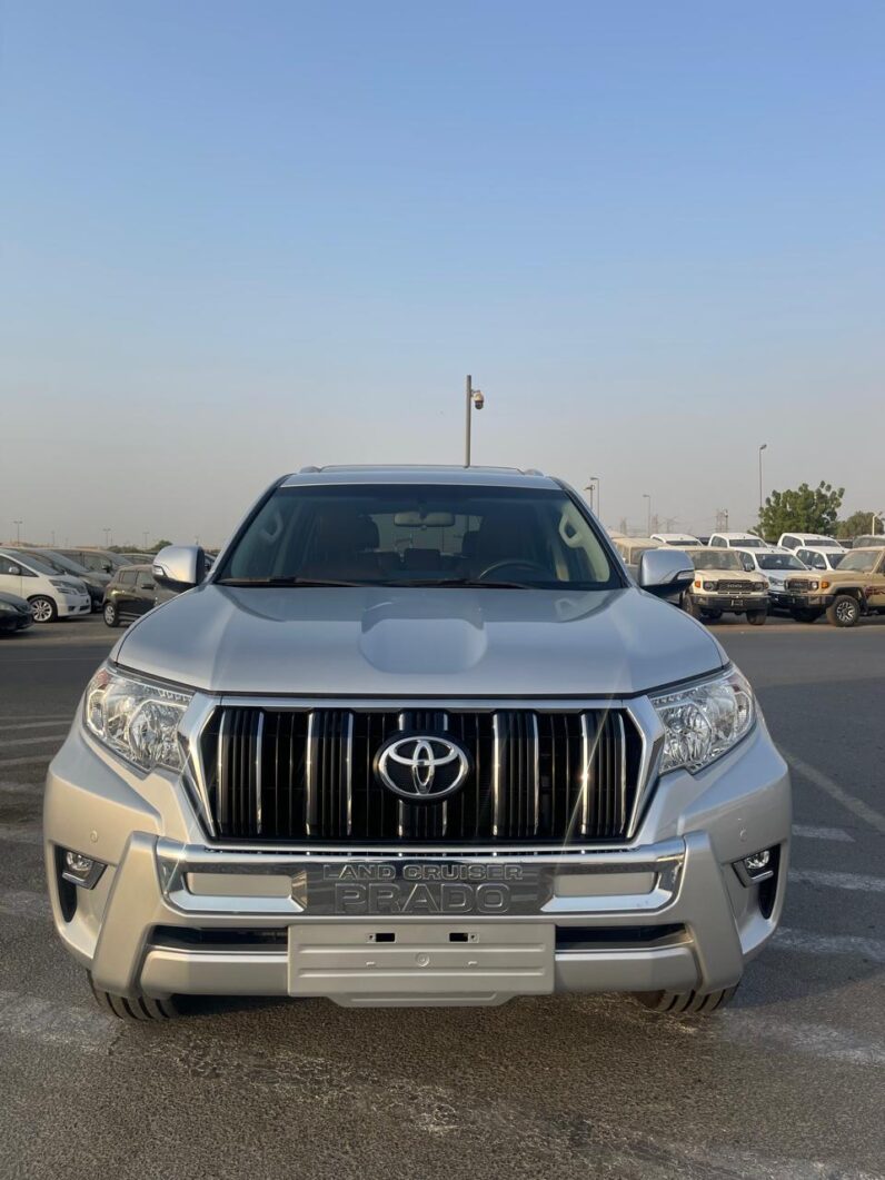Toyota Prado VX.R 2019 2.7L GCC specs