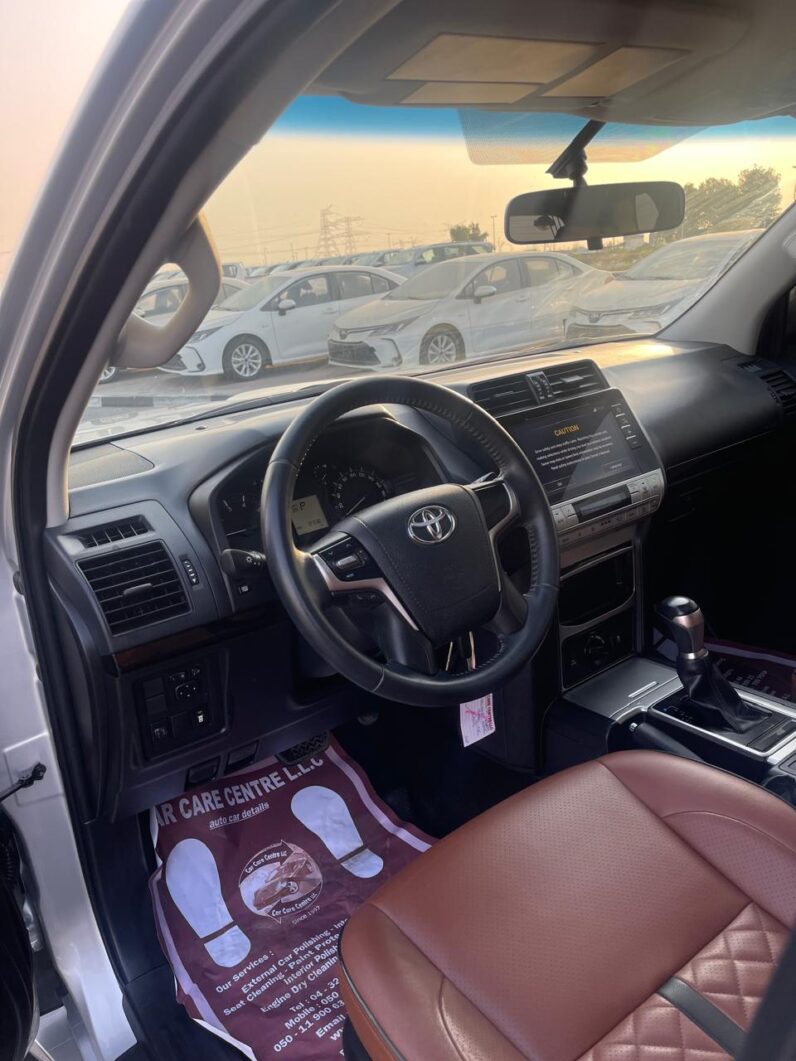 Toyota Prado VX.R 2019 2.7L GCC specs