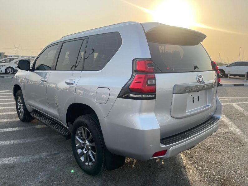 Toyota Prado VX.R 2019 2.7L GCC specs