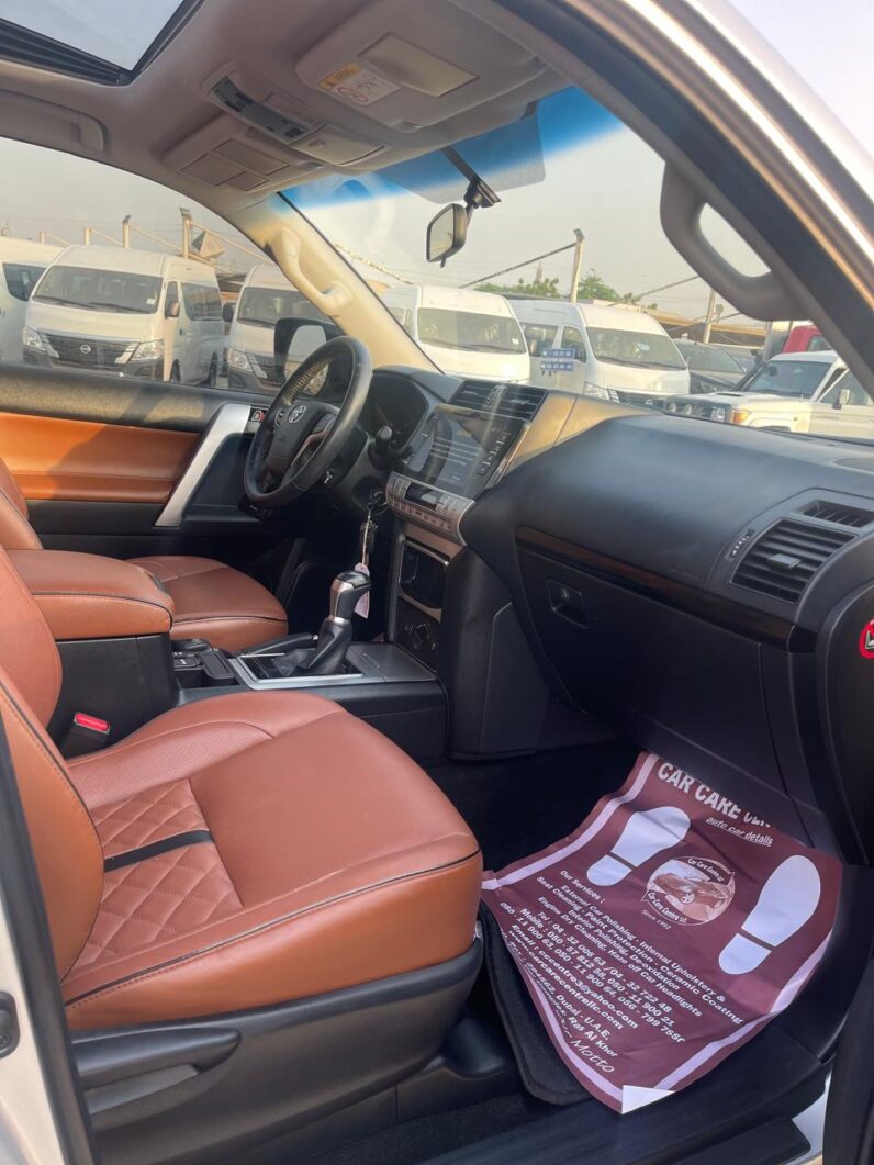 Toyota Prado VX.R 2019 2.7L GCC specs