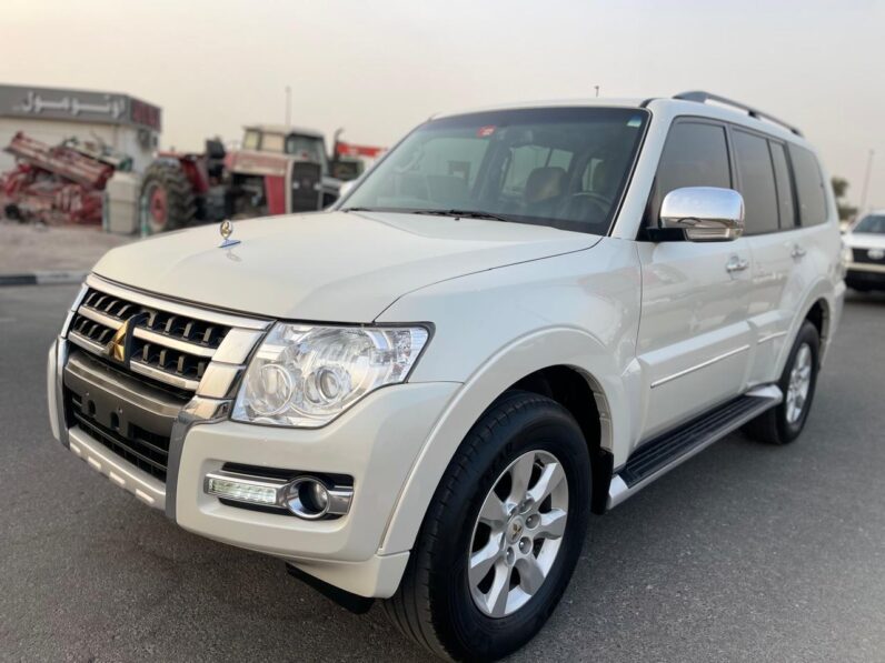 Mitsubushi Pagero GLS V6 2021 GCC specs