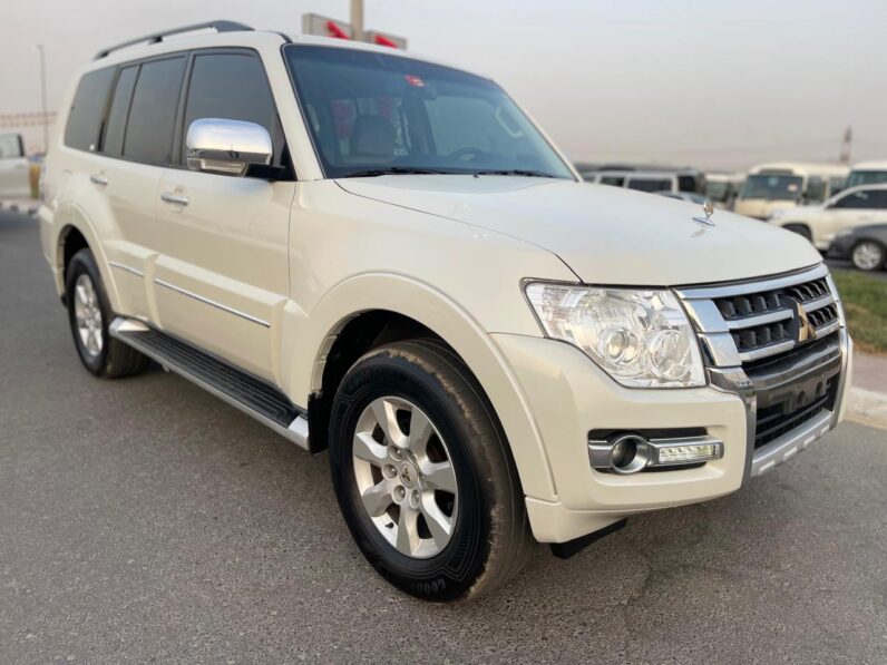 Mitsubushi Pagero GLS V6 2021 GCC specs