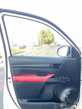 Toyota Hilux GLX Full option Diesel 2.8L GCC Specs