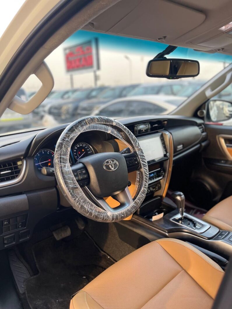 Toyota Fortuner 2021 V6 GCC Specs