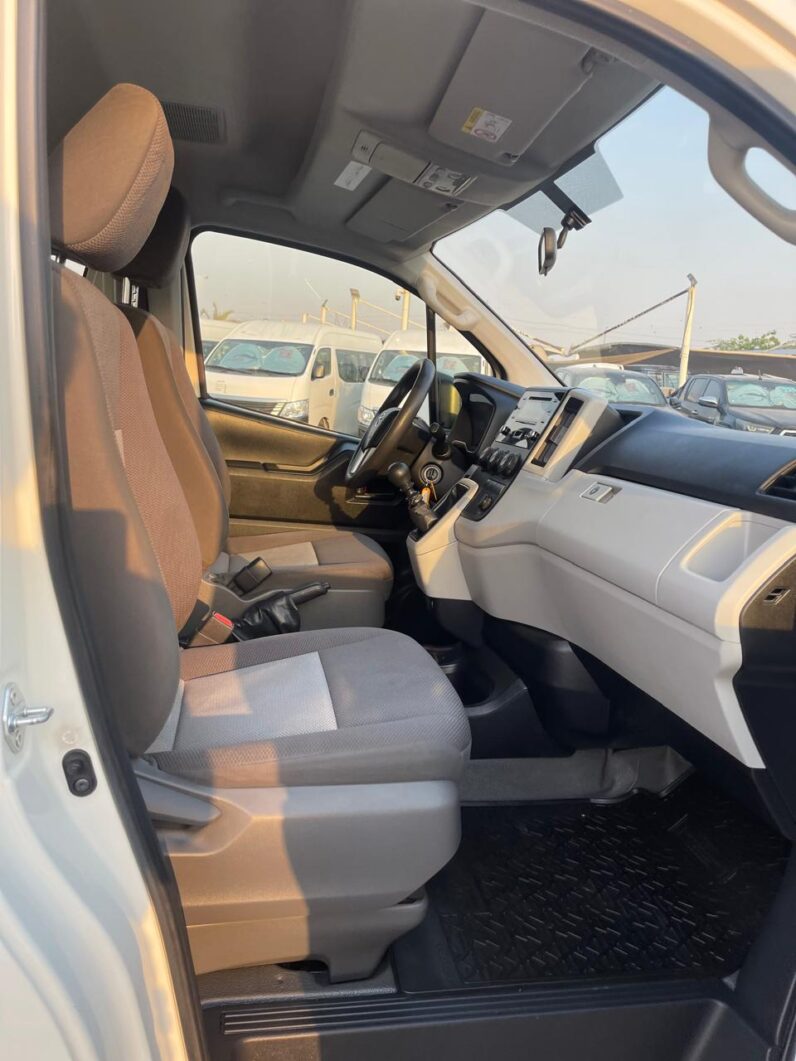 Toyota Hiace 2022 Highroof 13 seater GCC Specs