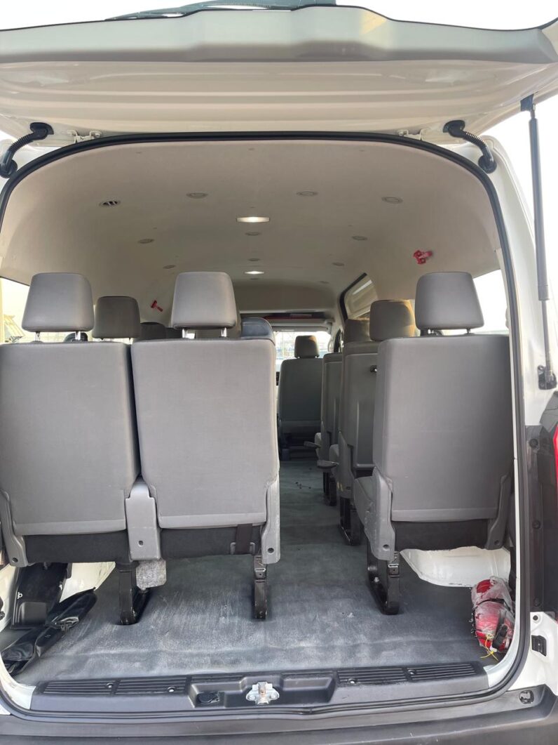Toyota Hiace 2022 Highroof 13 seater GCC Specs