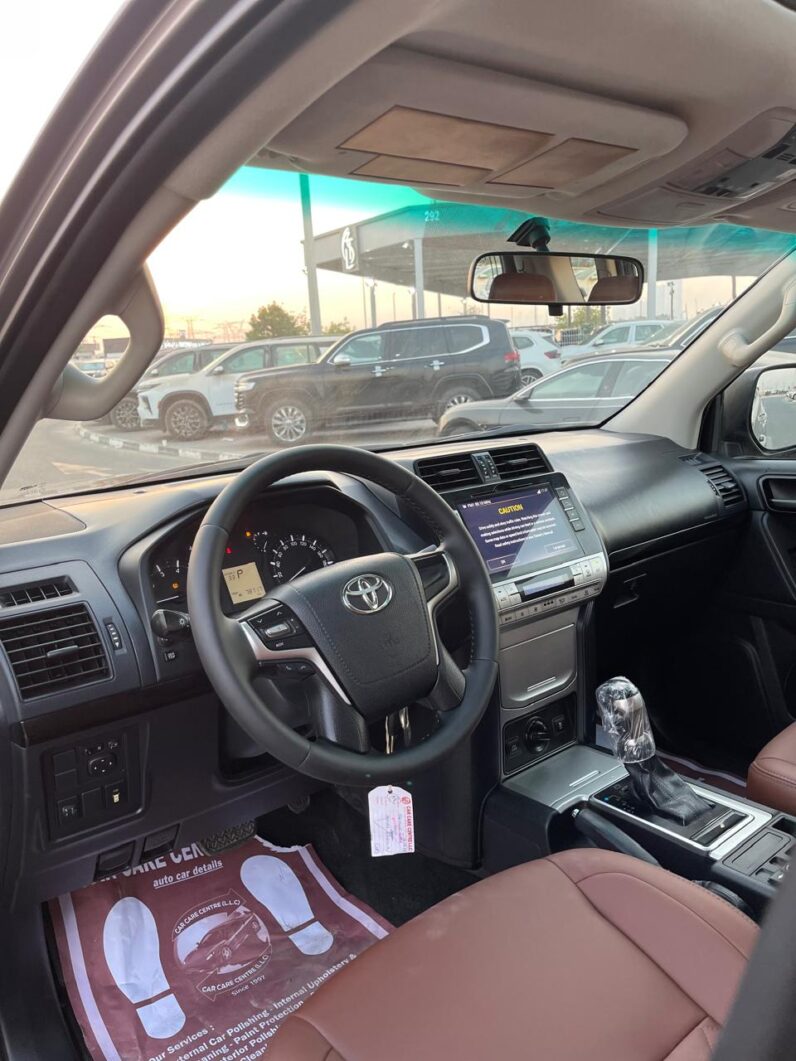 Toyota Prado VXR 2018 2.7L GCC SPECS