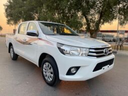 Toyota Hilux 2WD 4×2 2019 2.7L GCC SPECS