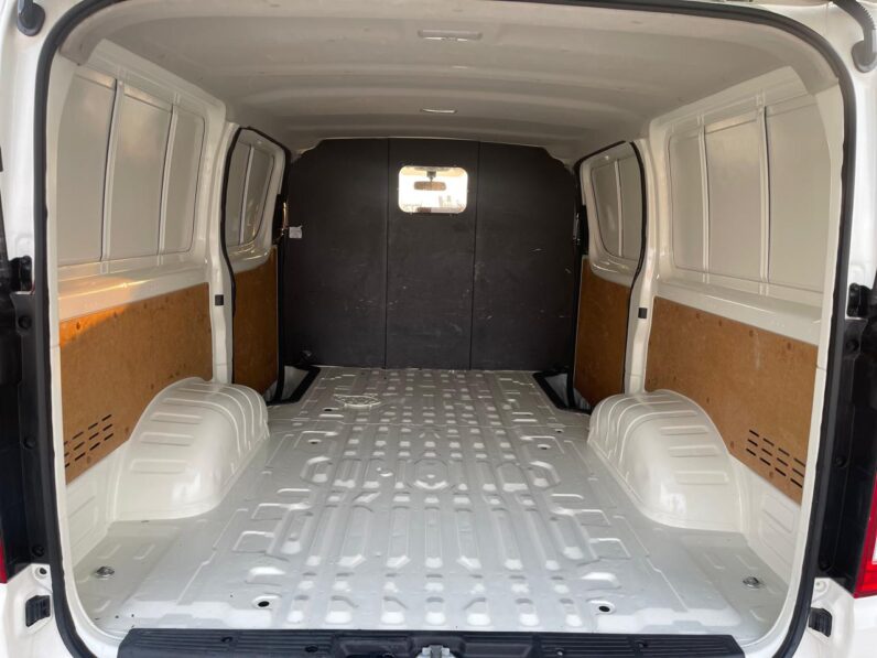 Toyotq Hiace 2020 STNDRD ROOF Cargo N/S Al Futtaim