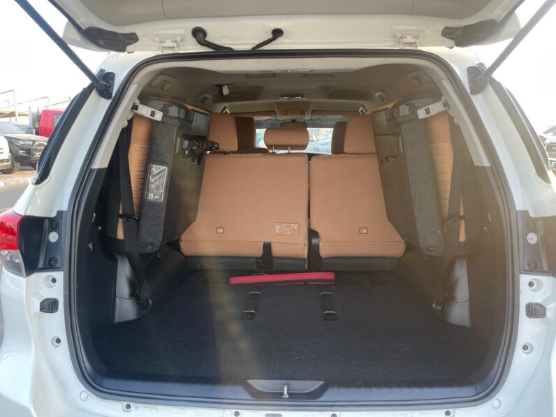 Toyota Fortuner Ex.r 2020 2.7l GCC SPECS