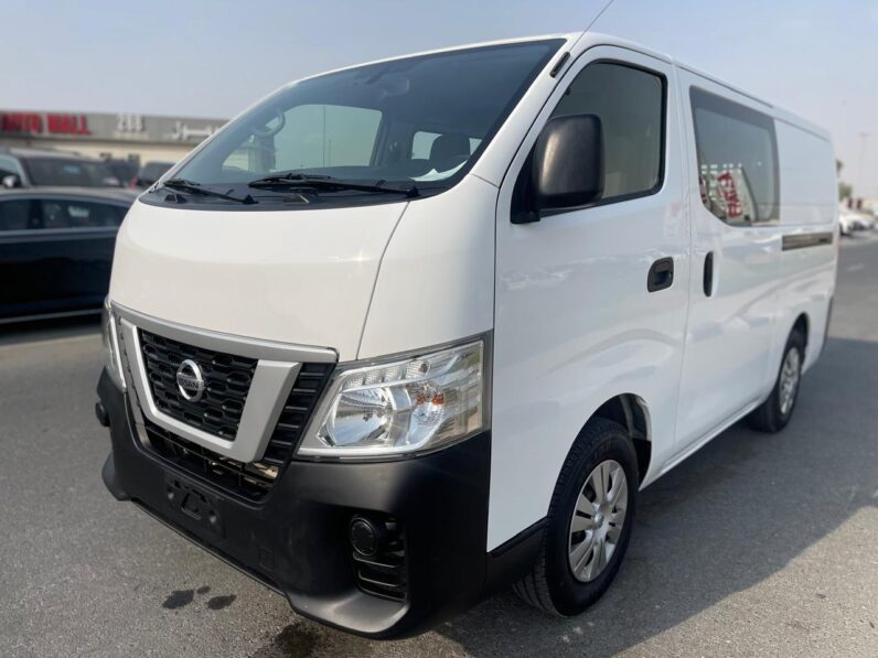 Nissa Urvan 2020 H/R 6 seater GCC specs