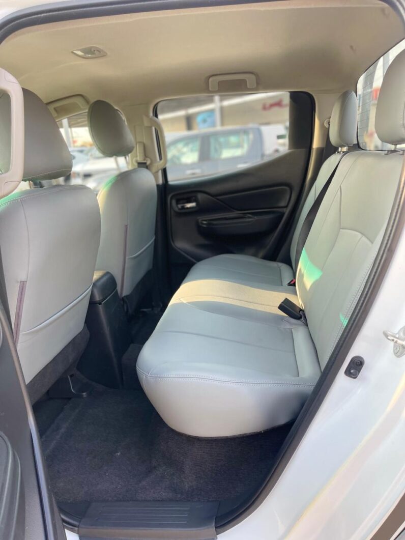 Mitsubushi L200 Manual 2019 GCC Specs