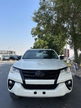 Toyota Fortuner 2017 Black Edition EX.R 2.7l GCC Specs