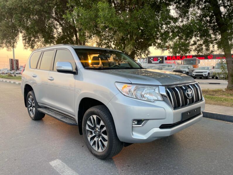 2023 Prado GX.R 4.0 GCC Specs